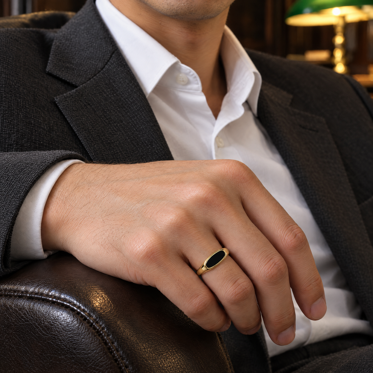 gildane-black-enamel-signet-ring-gold-02-on-body