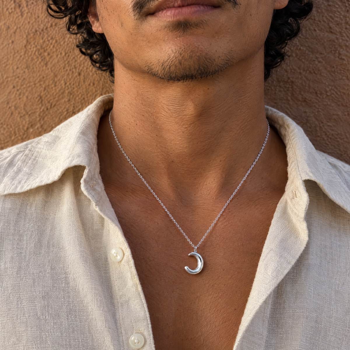 gildane-crescent-moon-pendant-silver-02-on-body