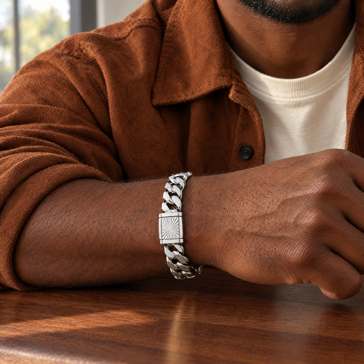gildane-cuban-bracelet-14mm-silver-02-on-body