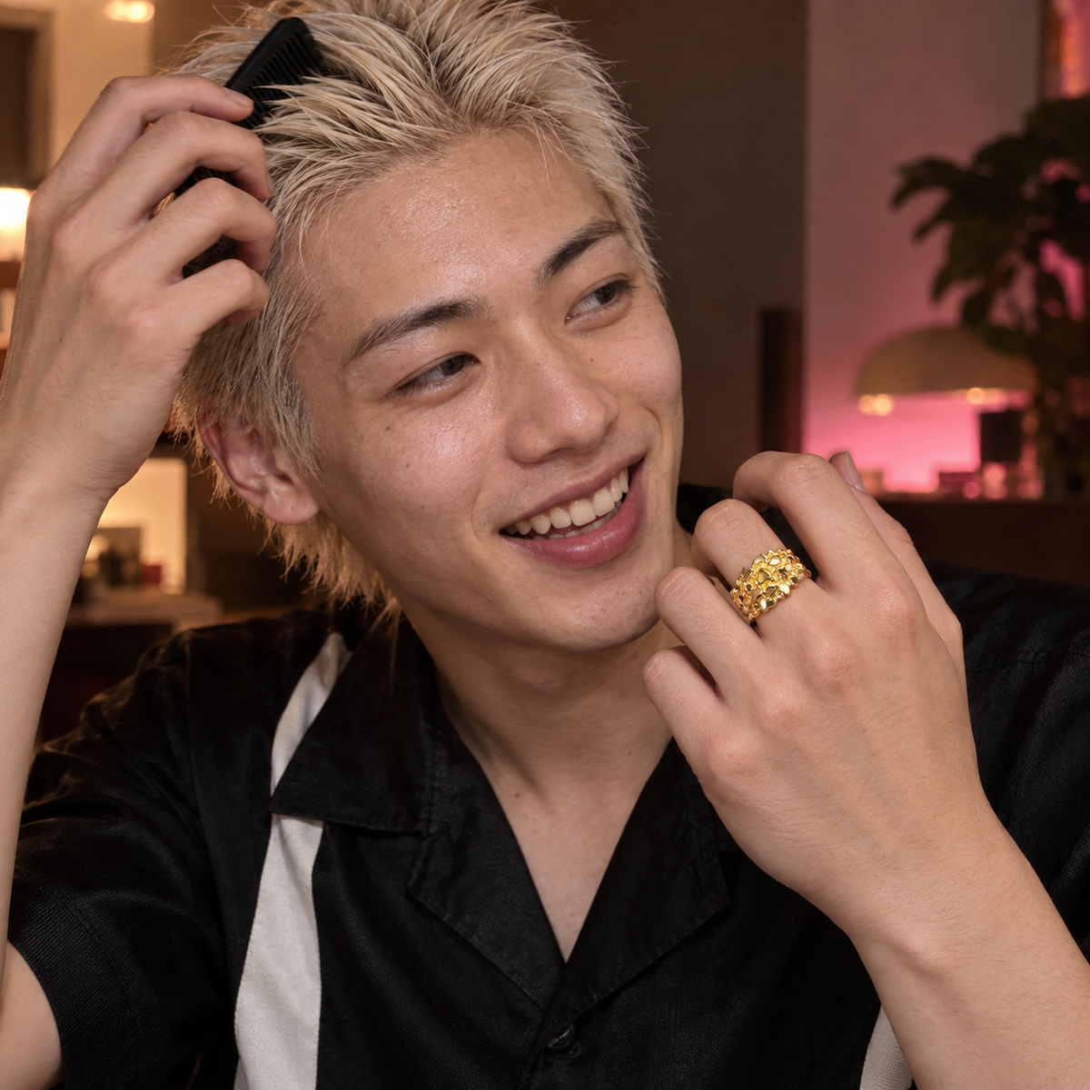 gildane-gold-nugget-ring-gold-04-lifestyle