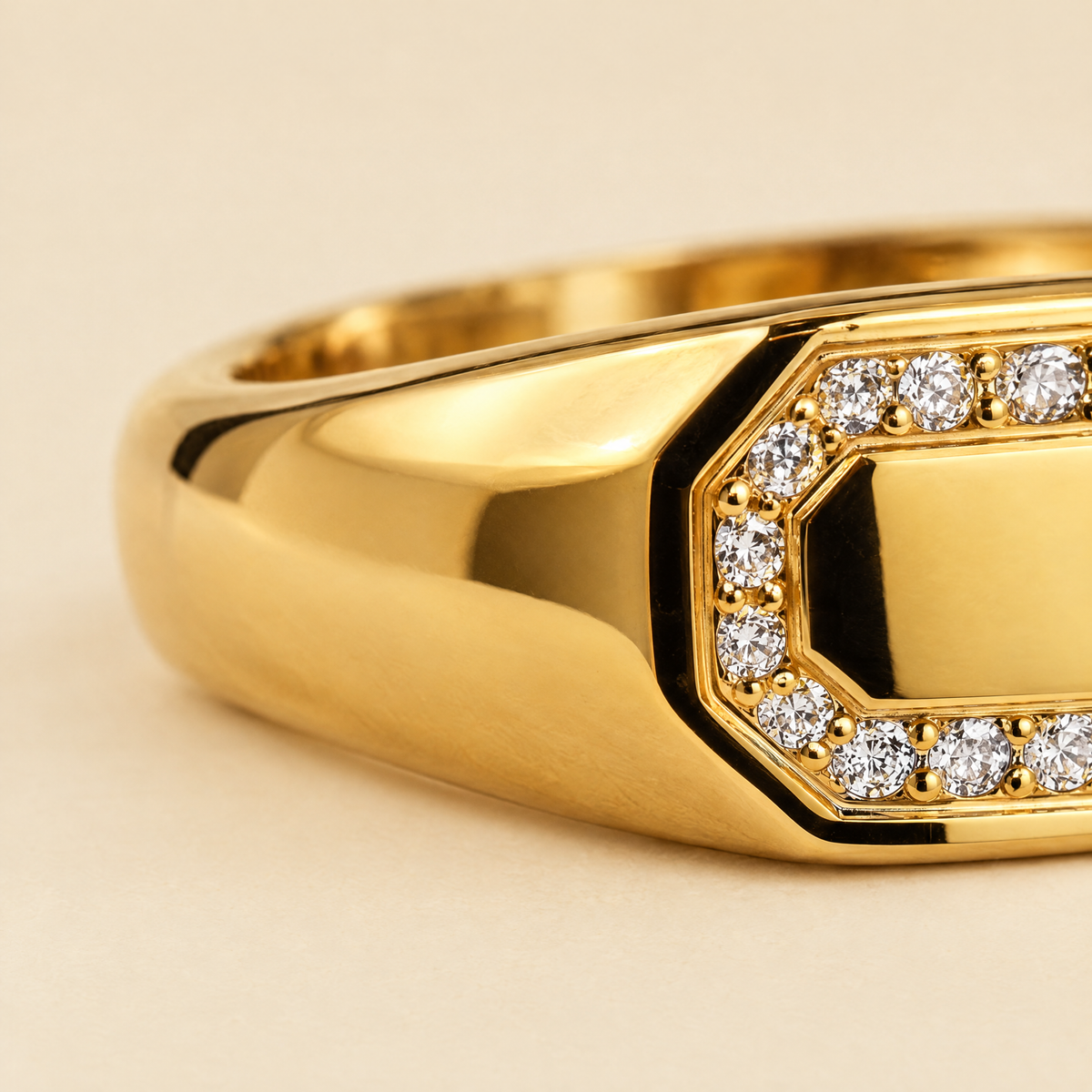 gildane-iced-octagon-signet-ring-gold-03-macro