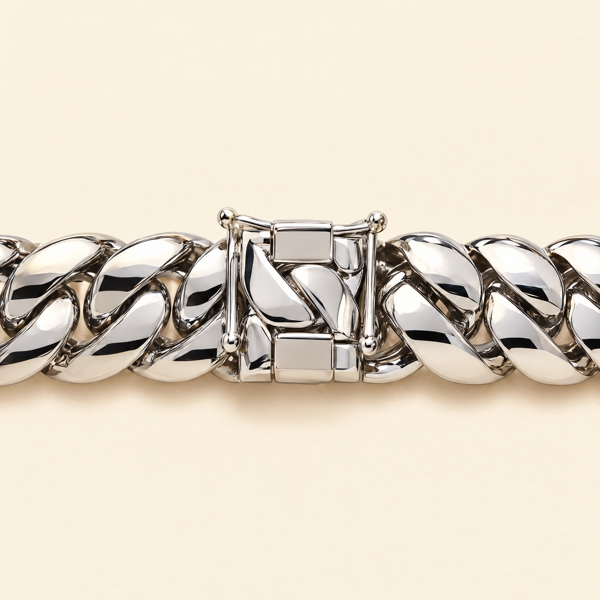 gildane-miami-cuban-white-gold-03-macro