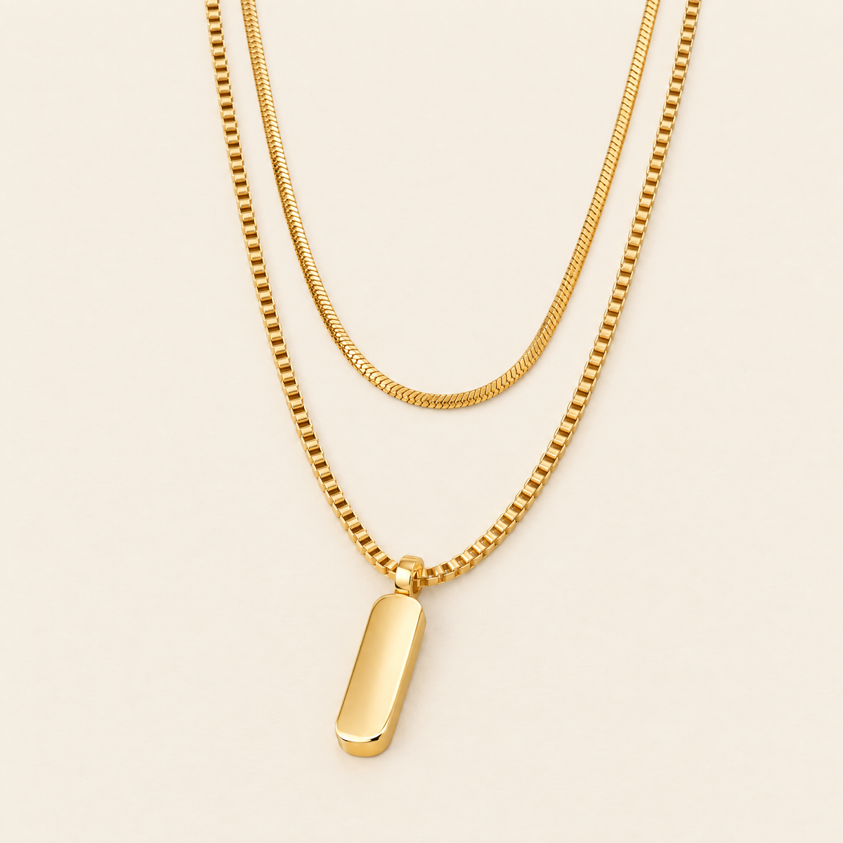 gildane-pendant-necklace-set-gold-01-hero