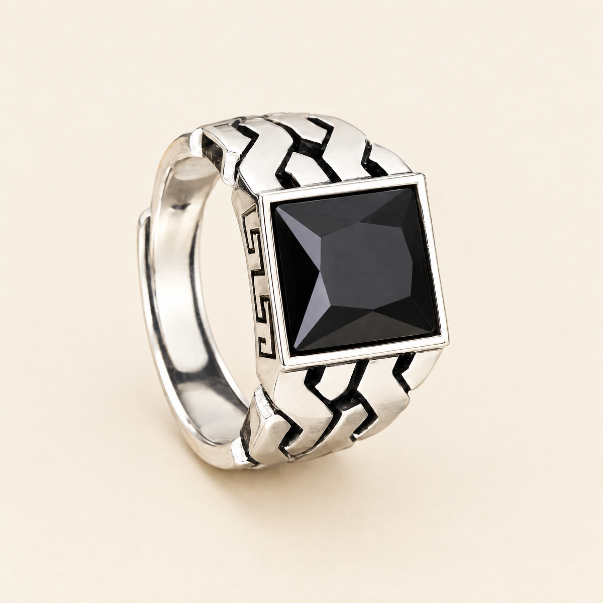 gildane-square-black-stone-ring-silver-01-hero