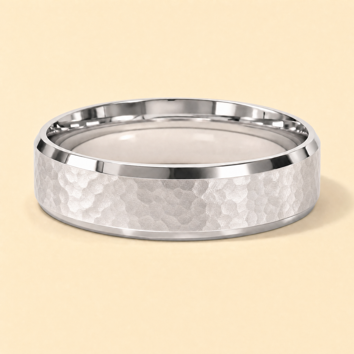 Silver · Hammered — men's 5mm beveled hammered silver wedding band, close-up of the band's beveled edge and finish